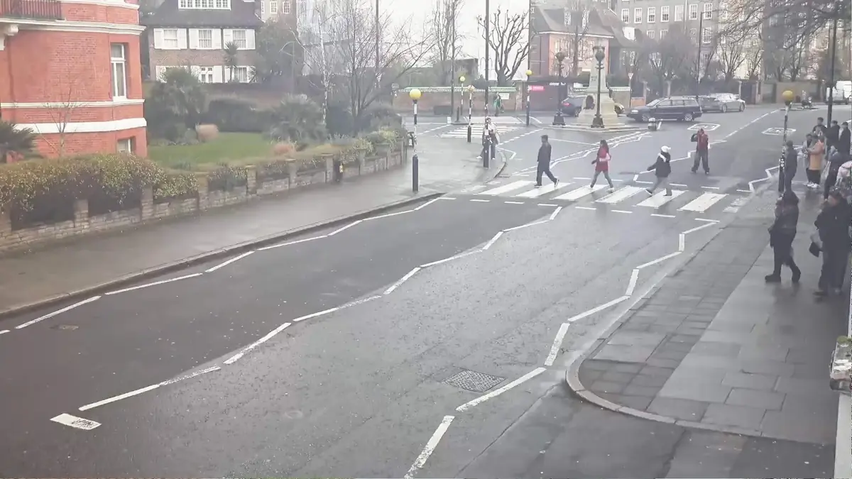 Abbey Road Zebra Crossing Live Camera - London, UK
